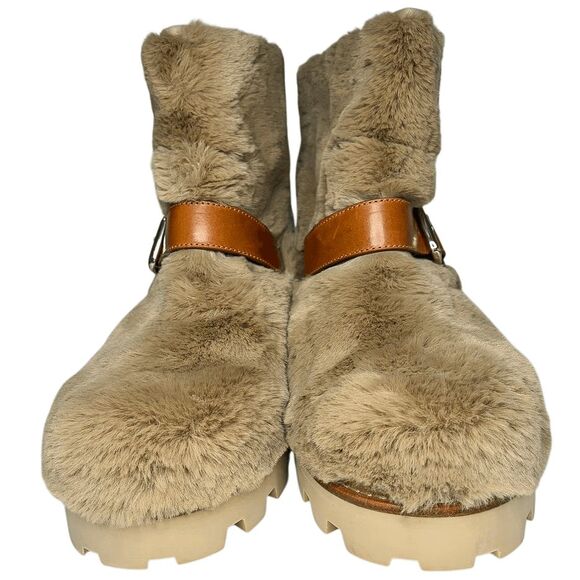 Jimmy Choo Youth II Teddy Faux Fur Ankle Boots Tan Size 40 Women’s Designer - Picture 3 of 9